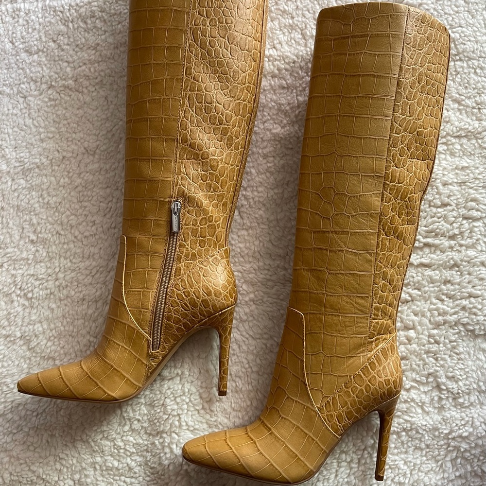 Brand New Vince Camuto boots.